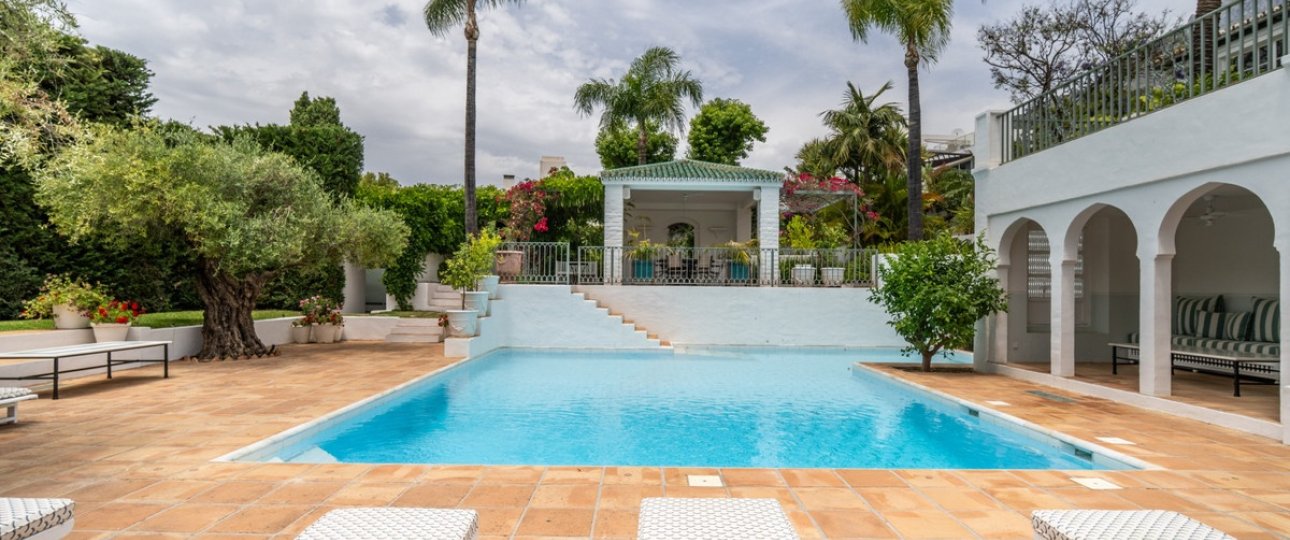 Resale - Villa - Marbella - Sierra Blanca