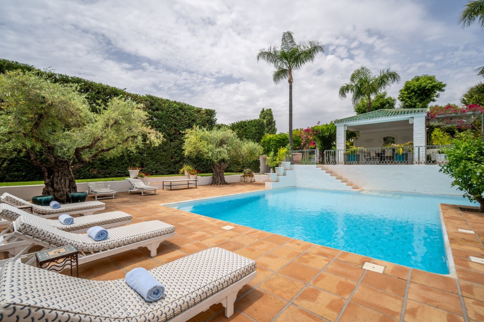 Resale - Villa - Marbella - Sierra Blanca