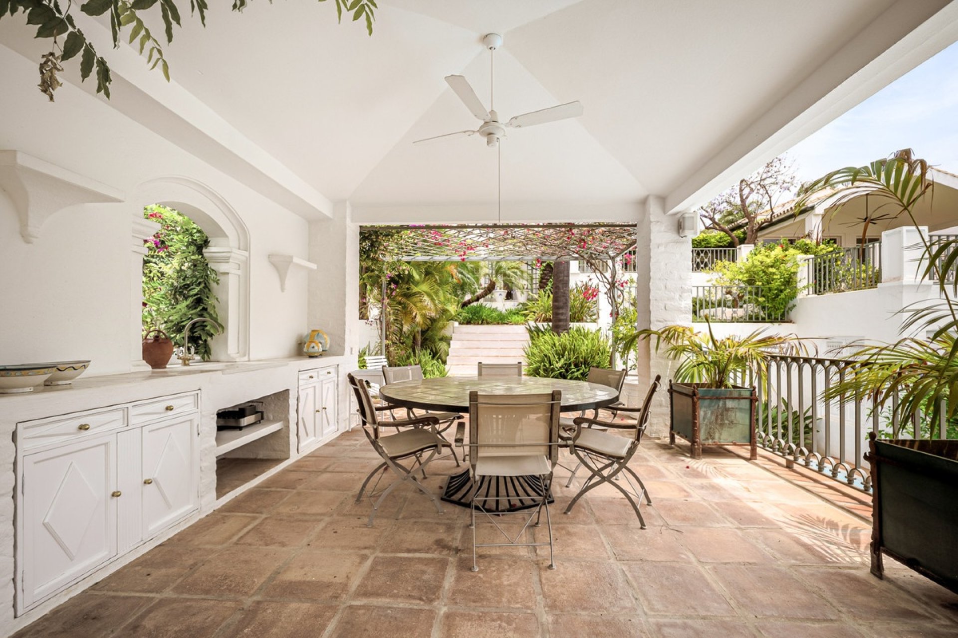 Resale - Villa - Marbella - Sierra Blanca