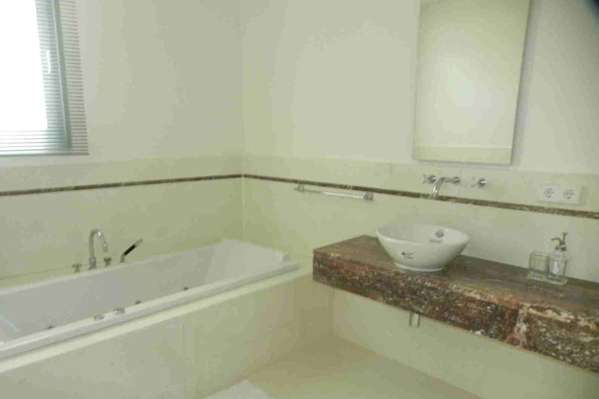 Resale - Villa - Marbella - Sierra Blanca