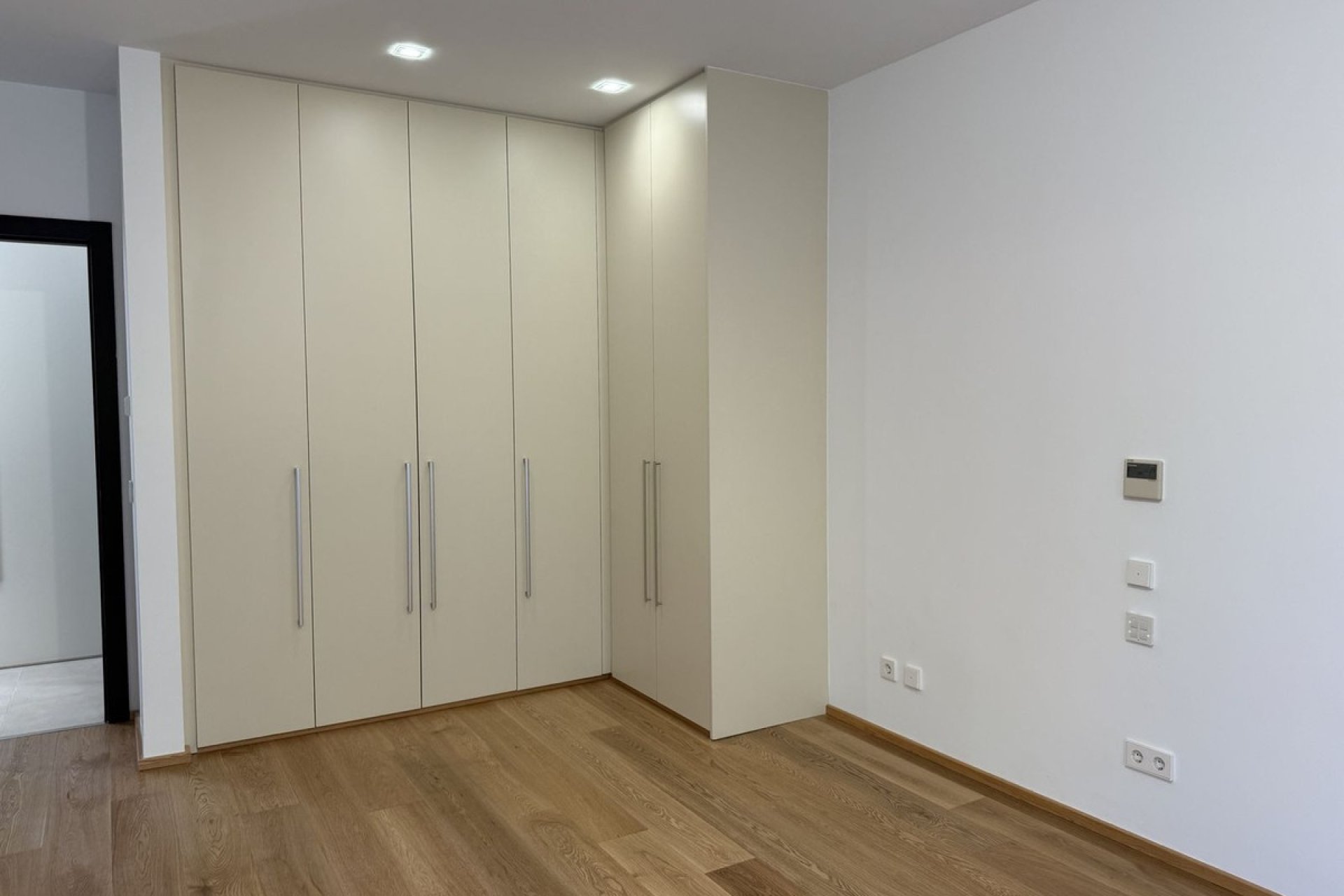 Resale - Villa - Marbella - Sierra Blanca