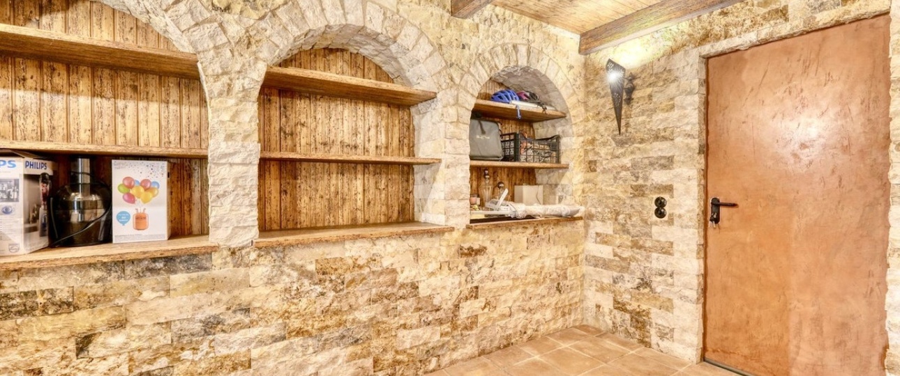 Resale - Villa - Marbella - Sierra Blanca
