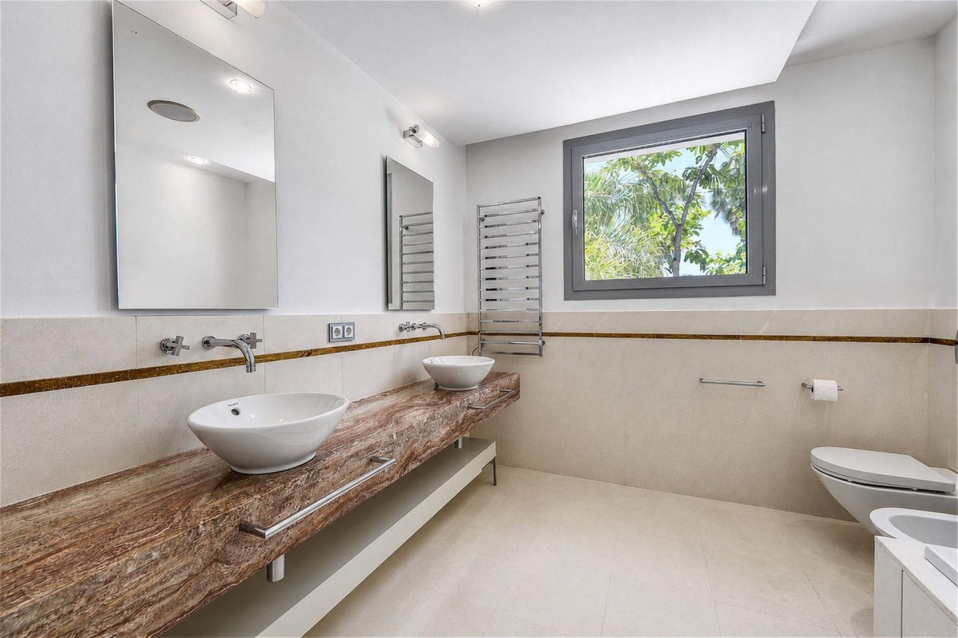 Resale - Villa - Marbella - Sierra Blanca