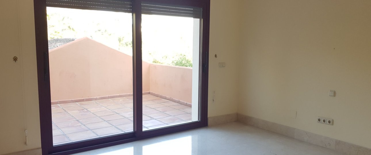 Resale - Villa - Marbella - Sierra Blanca