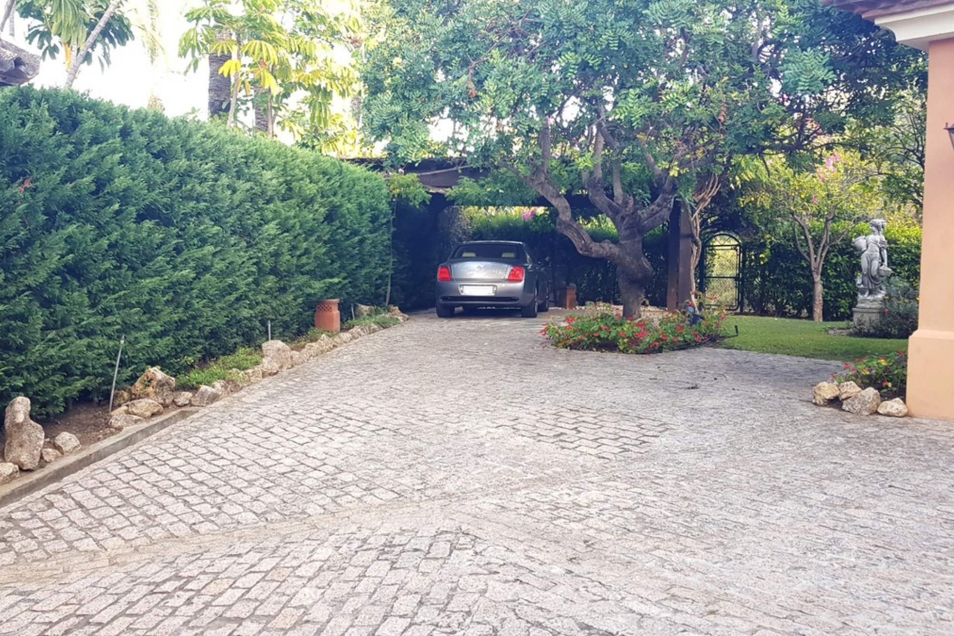 Resale - Villa - Marbella - Sierra Blanca