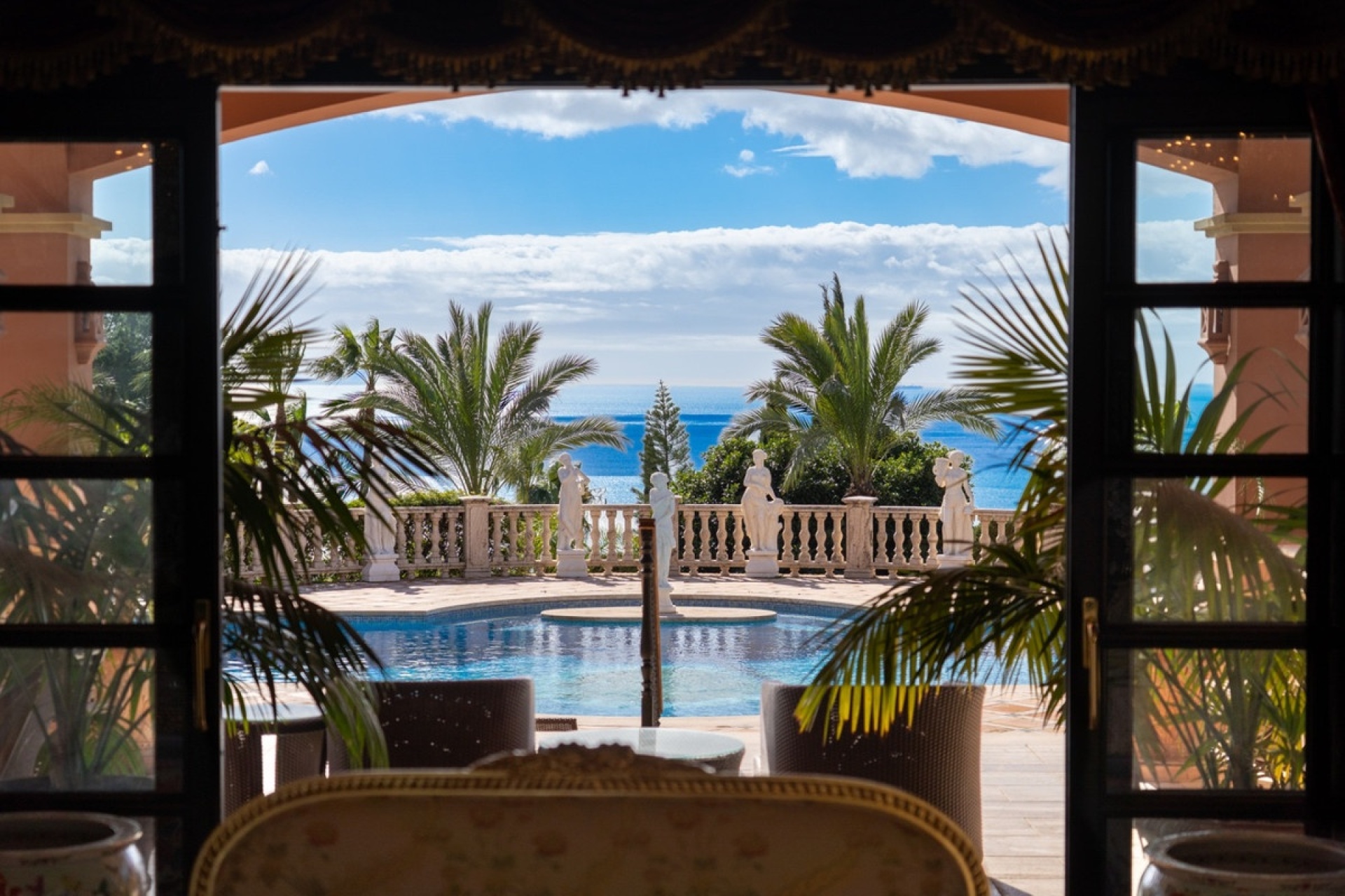 Resale - Villa - Marbella - Sierra Blanca