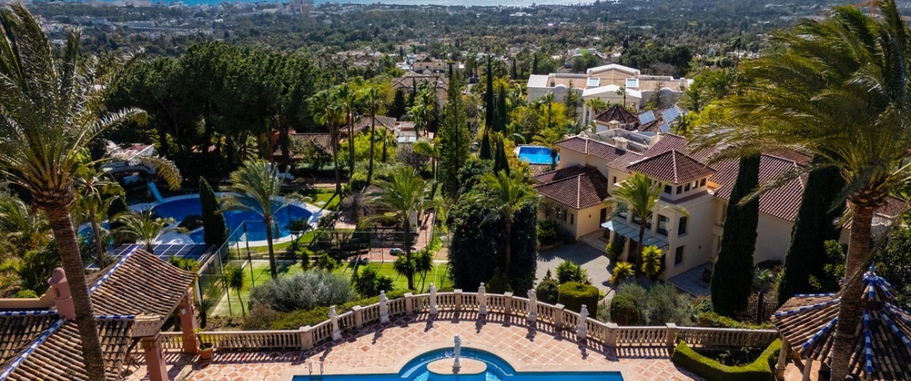 Resale - Villa - Marbella - Sierra Blanca