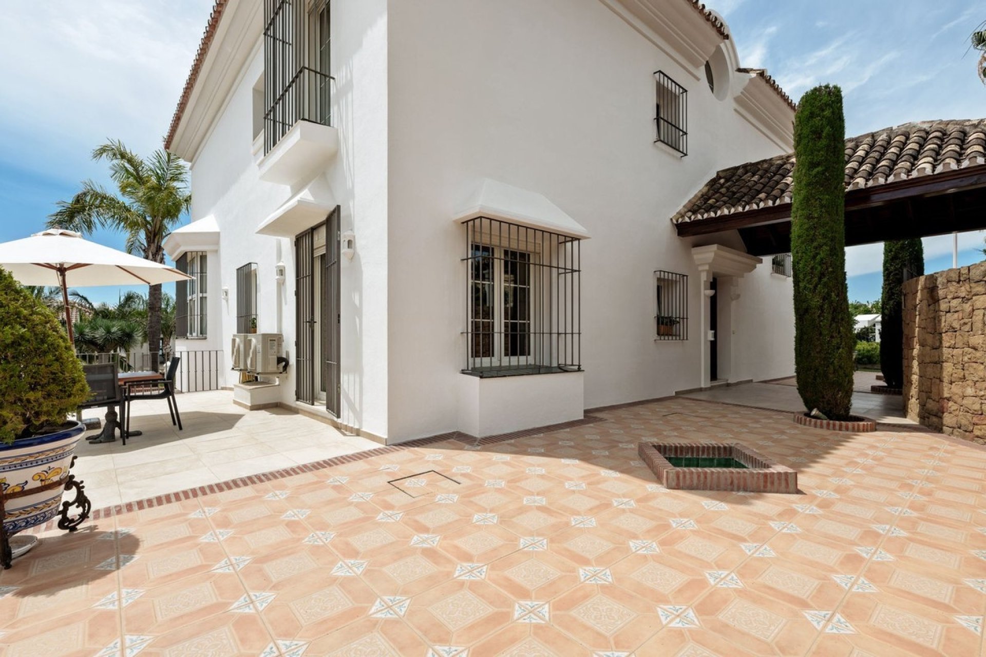 Resale - Villa - Marbella - Sierra Blanca