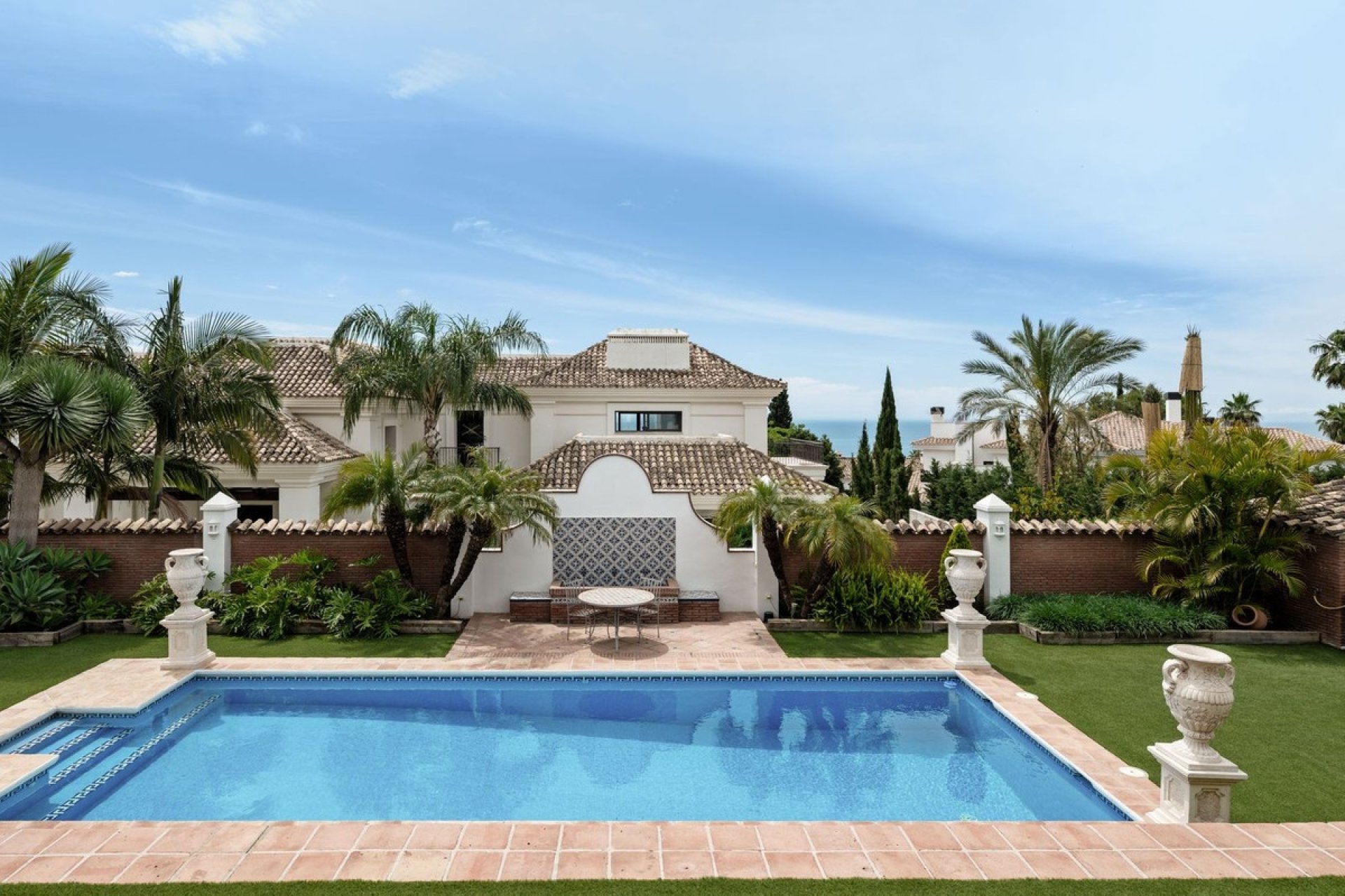 Resale - Villa - Marbella - Sierra Blanca