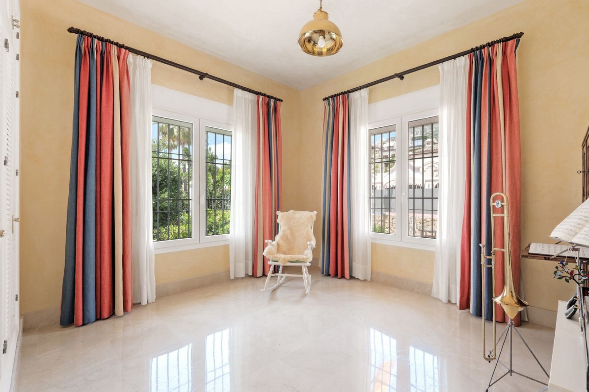 Resale - Villa - Marbella - Sierra Blanca