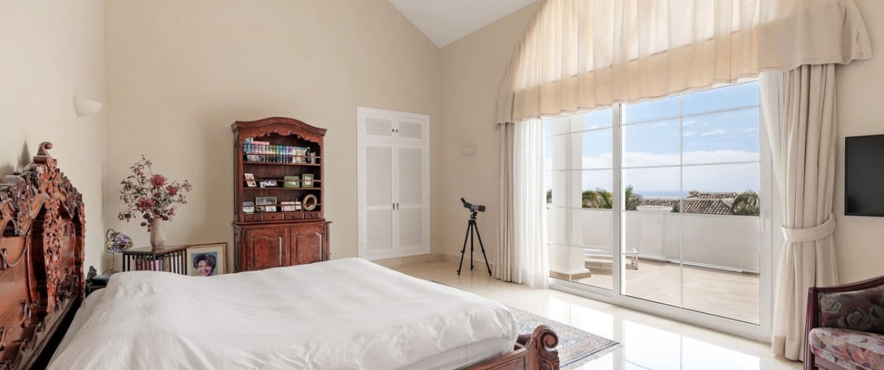 Resale - Villa - Marbella - Sierra Blanca