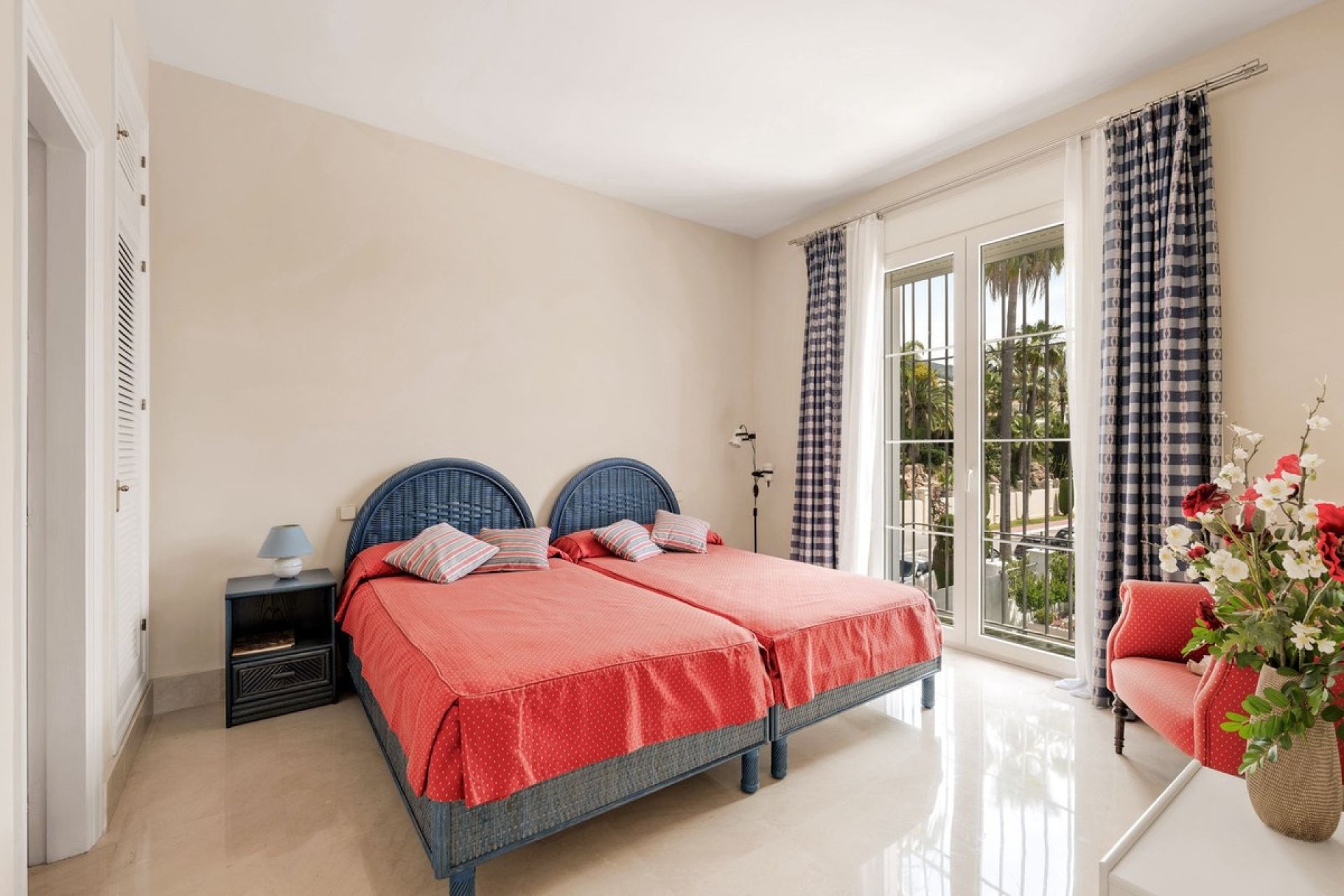 Resale - Villa - Marbella - Sierra Blanca