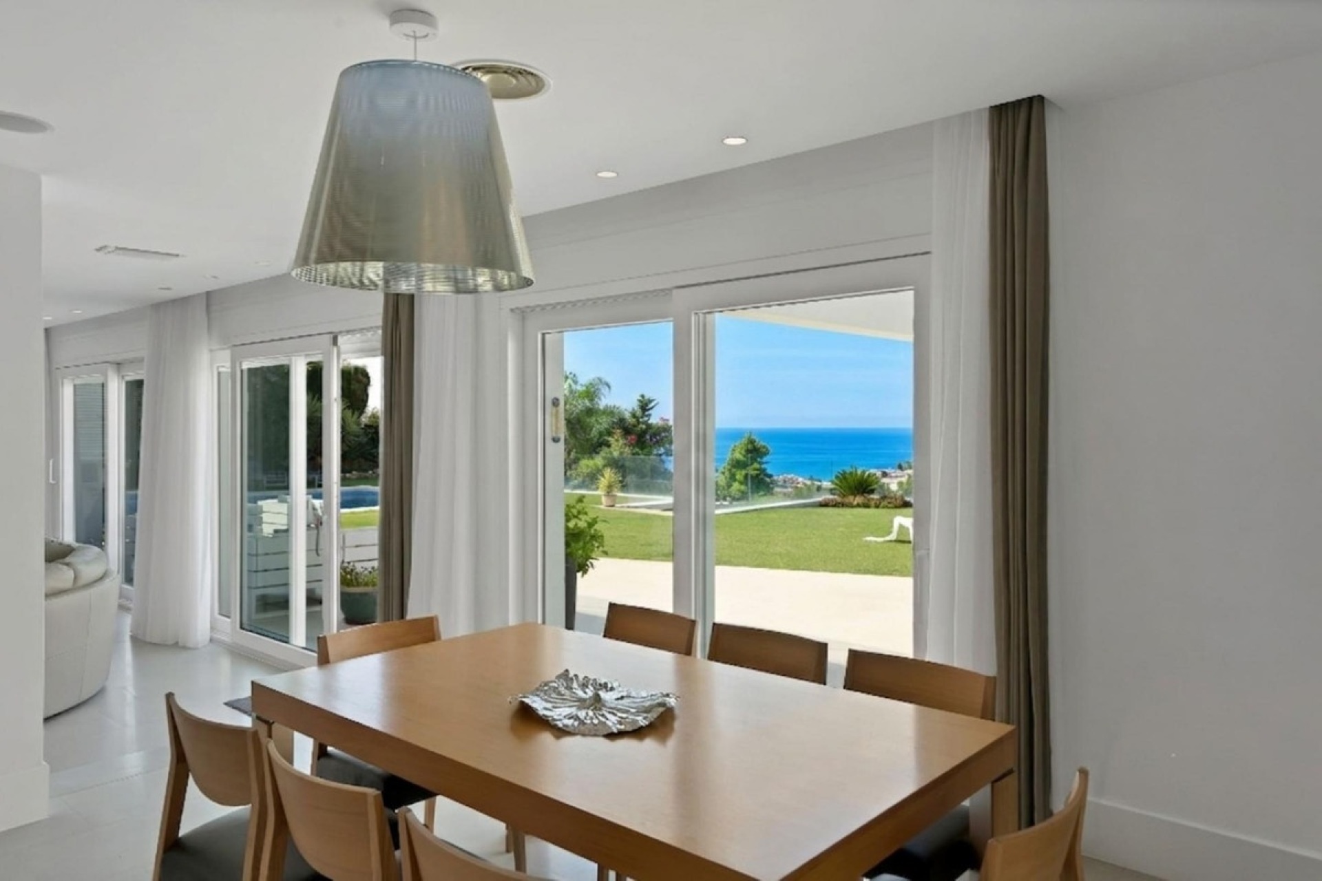 Resale - Villa - Marbella - Sierra Blanca