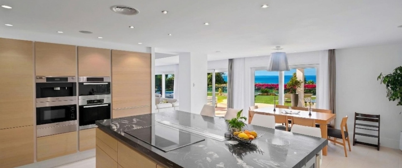 Resale - Villa - Marbella - Sierra Blanca