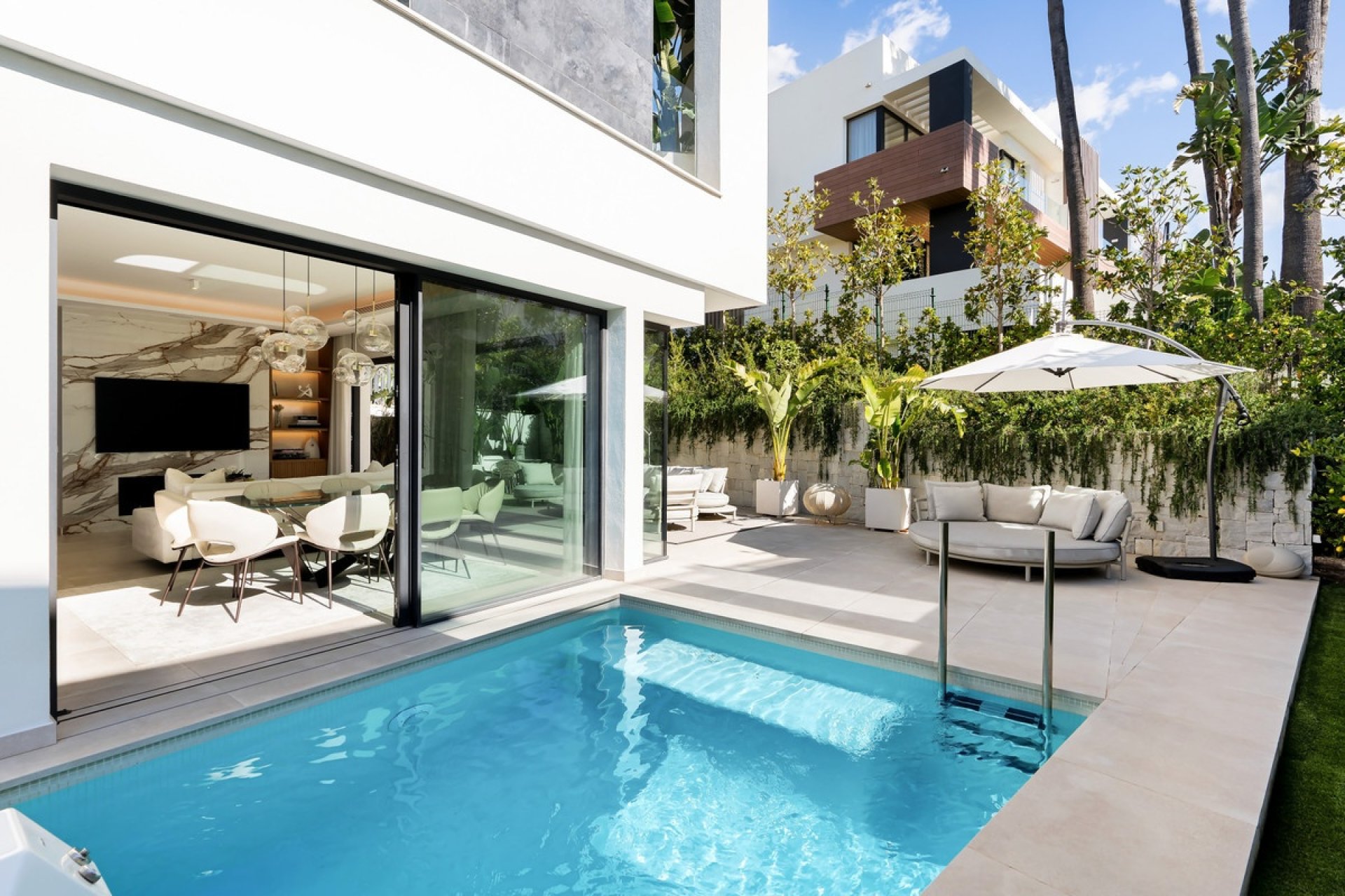 Resale - Villa - Marbella - Sierra Blanca
