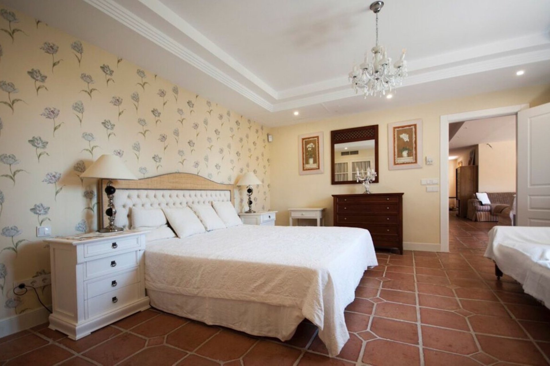 Resale - Villa - Marbella - Sierra Blanca