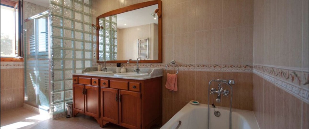 Resale - Villa - Marbella - Sierra Blanca