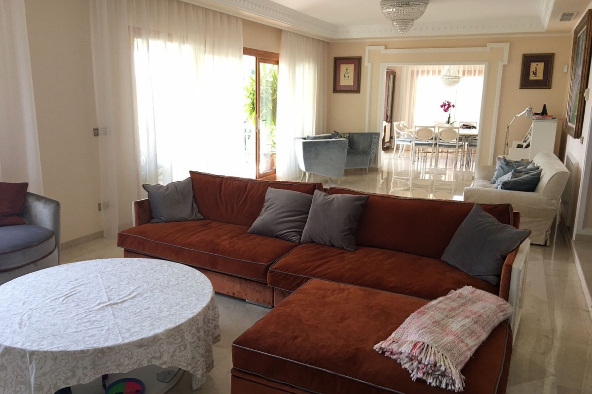 Resale - Villa - Marbella - Sierra Blanca