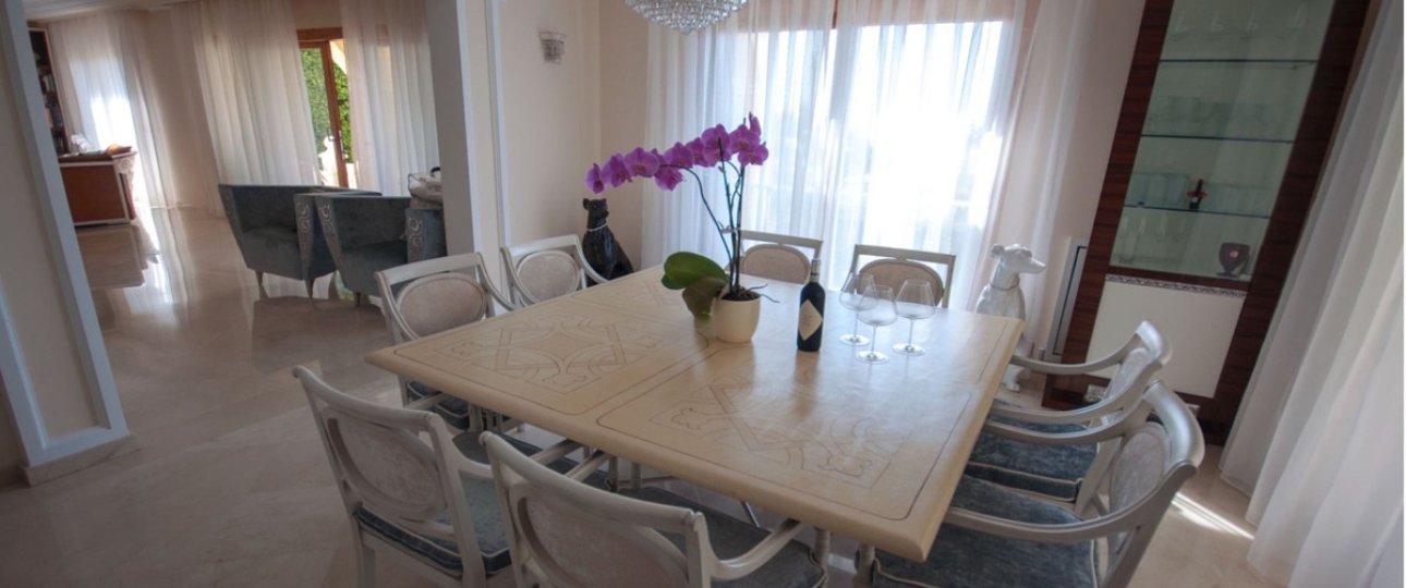 Resale - Villa - Marbella - Sierra Blanca