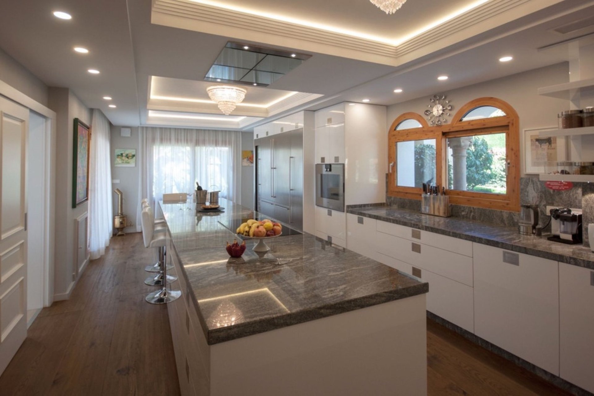 Resale - Villa - Marbella - Sierra Blanca