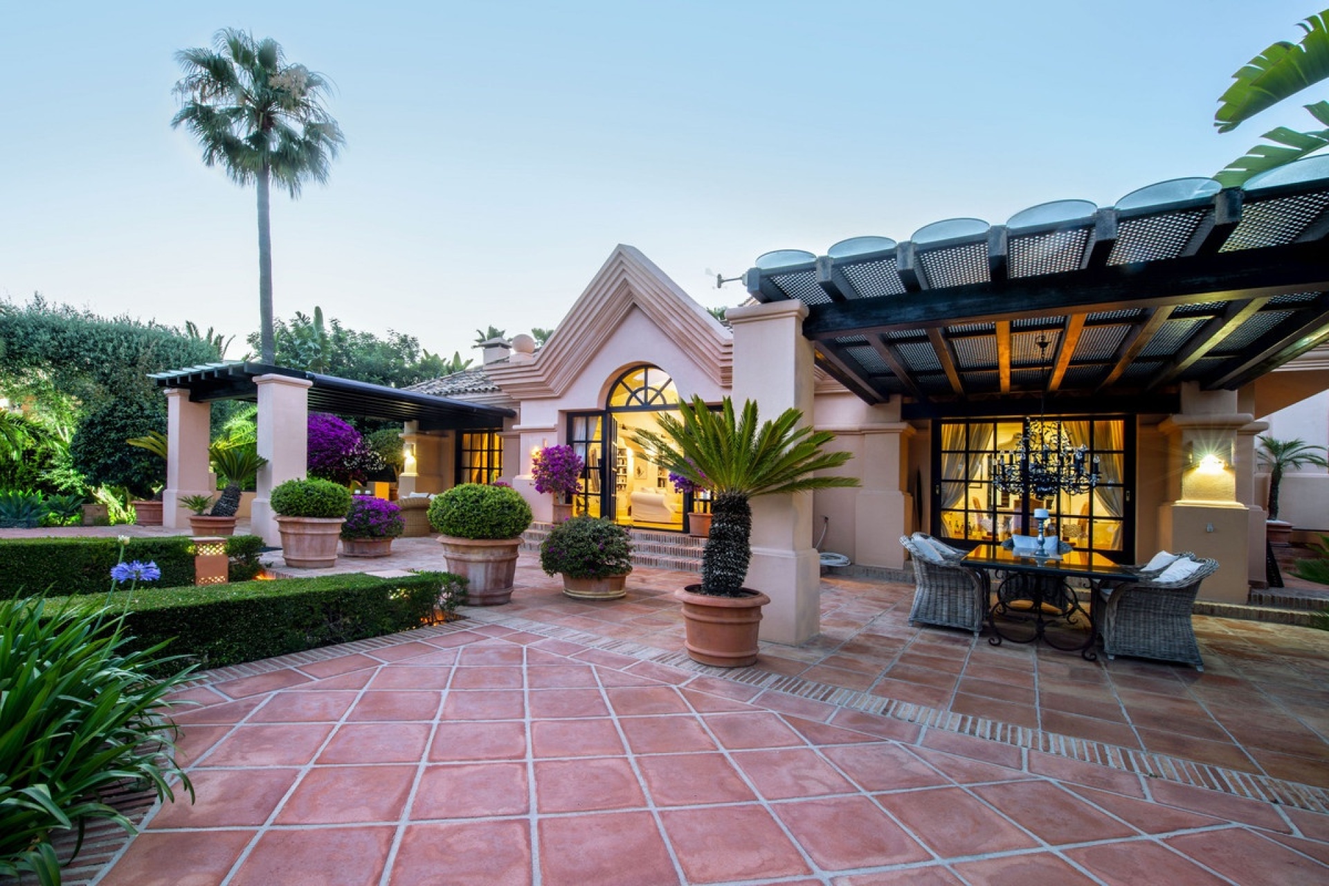 Resale - Villa - Marbella - Sierra Blanca