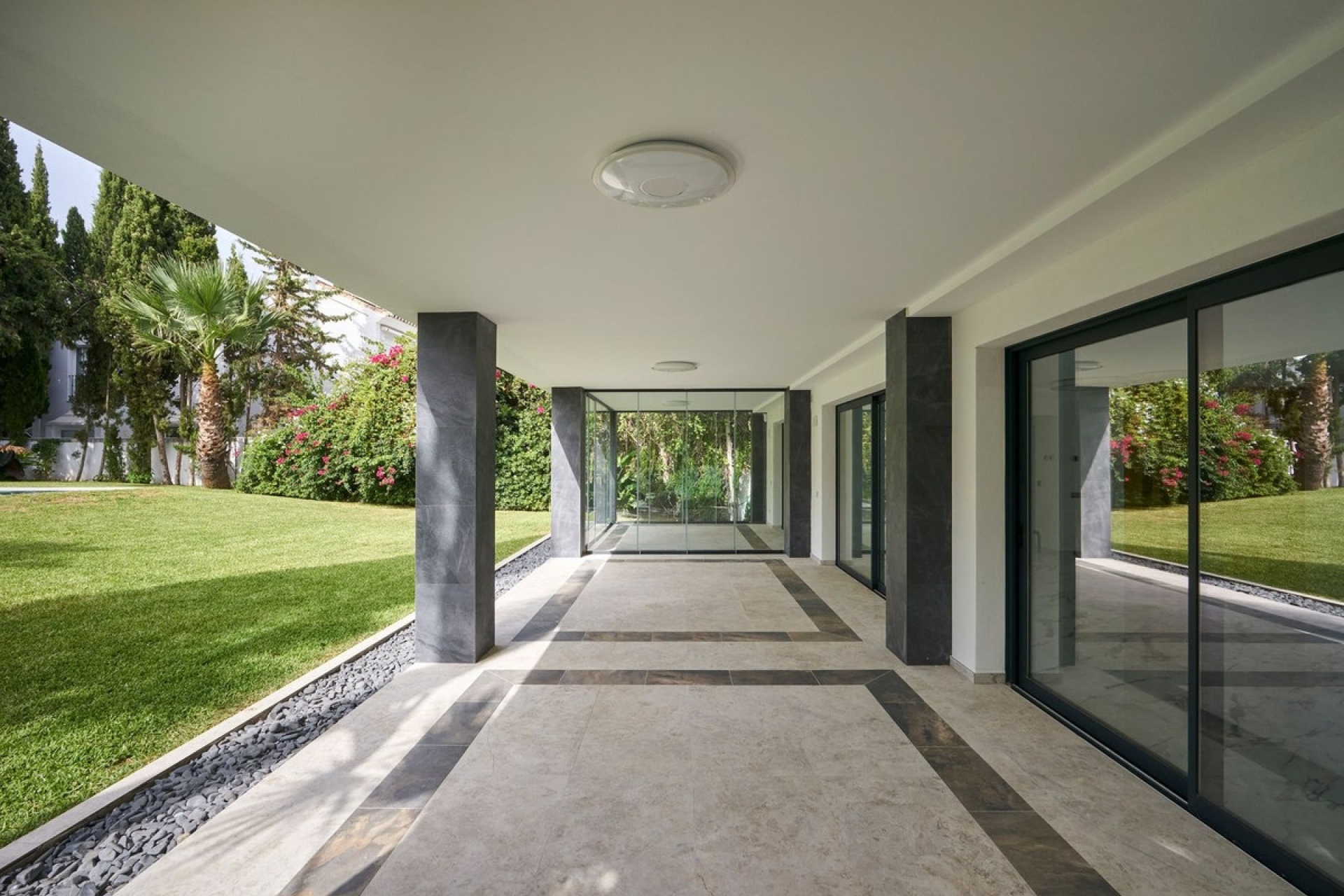 Resale - Villa - Marbella - Sierra Blanca