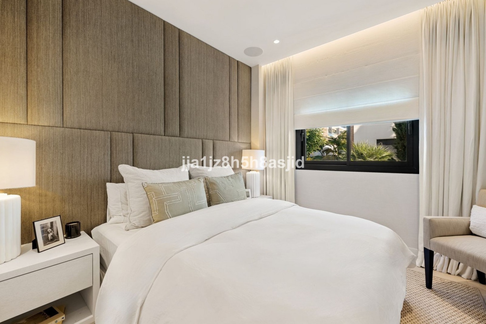 Resale - Villa - Marbella - Sierra Blanca
