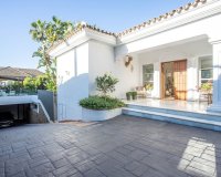 Resale - Villa - Marbella - Sierra Blanca