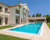 Resale - Villa - Marbella - Sierra Blanca