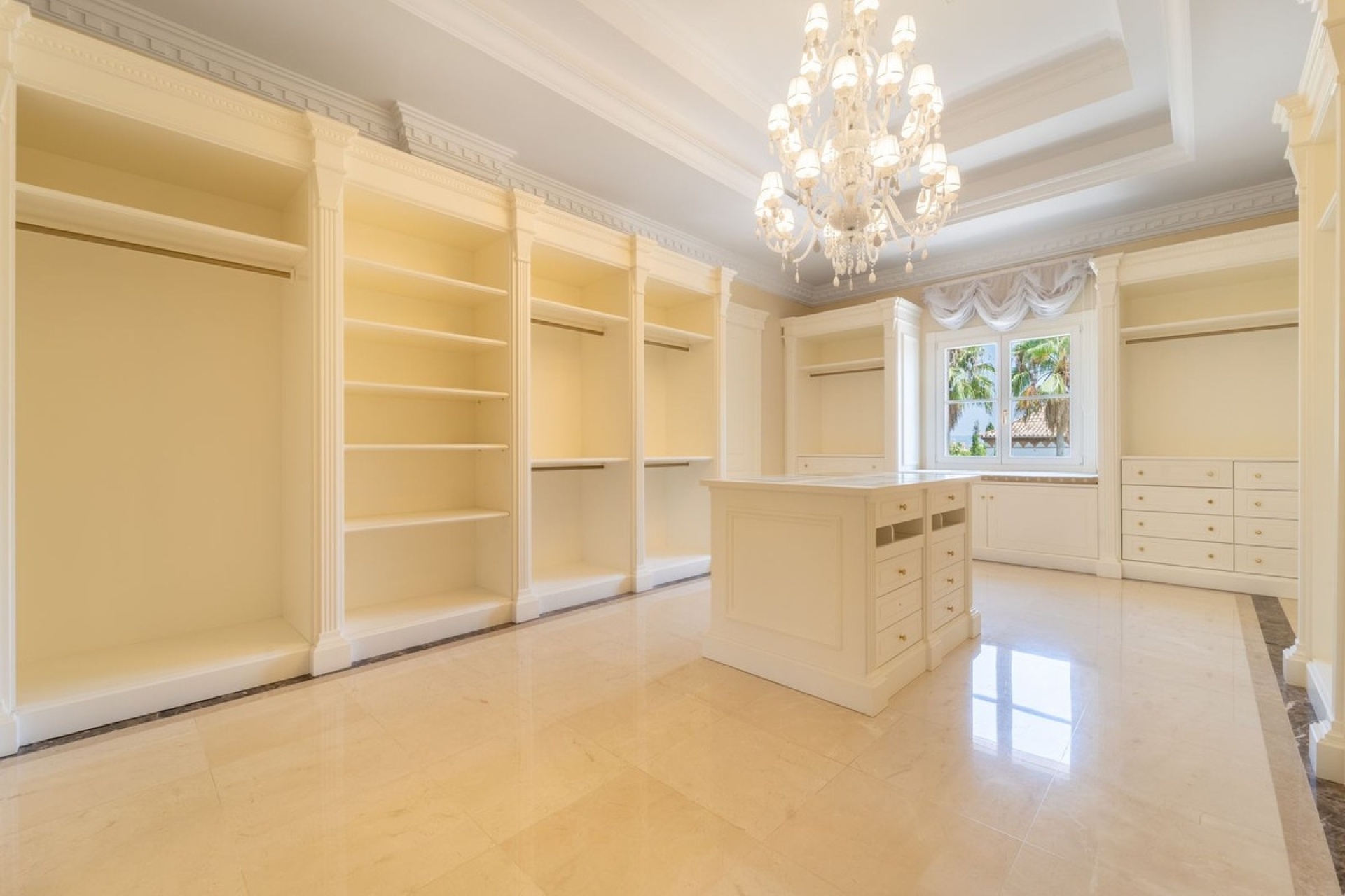 Resale - Villa - Marbella - Sierra Blanca