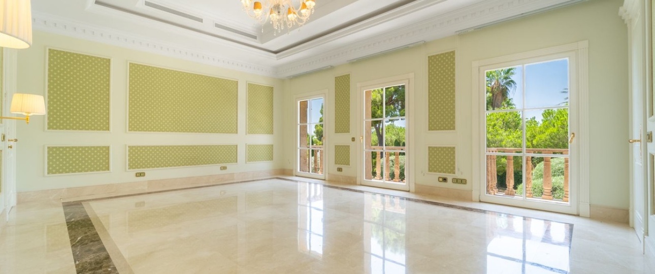 Resale - Villa - Marbella - Sierra Blanca