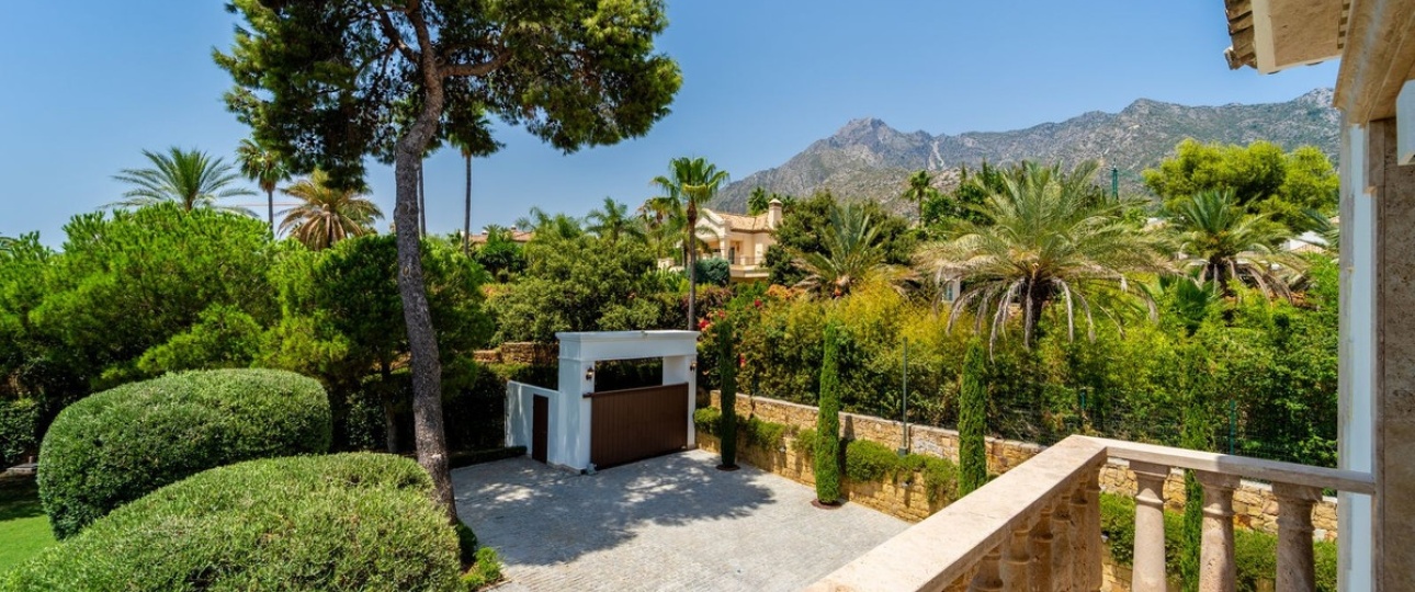 Resale - Villa - Marbella - Sierra Blanca
