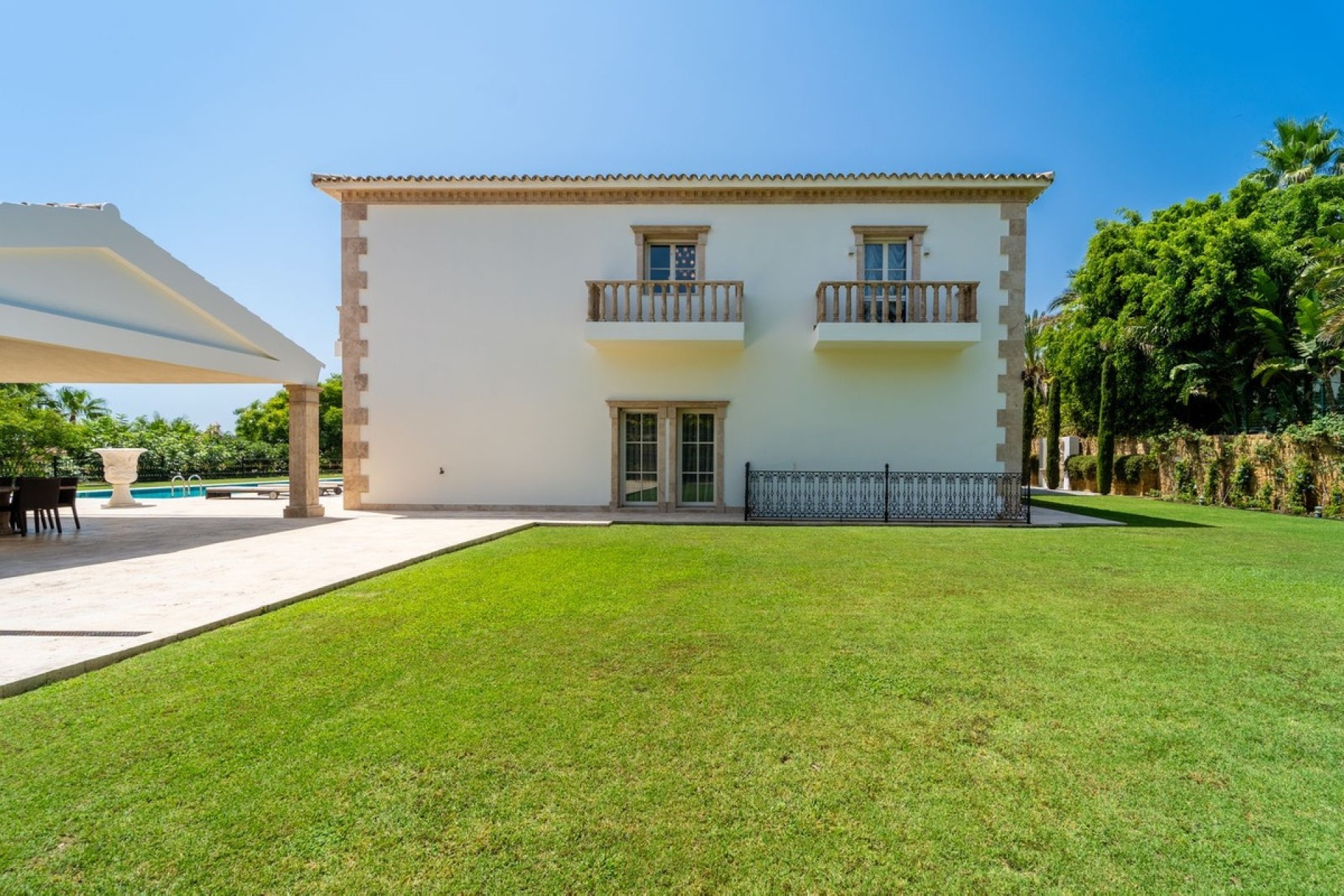 Resale - Villa - Marbella - Sierra Blanca