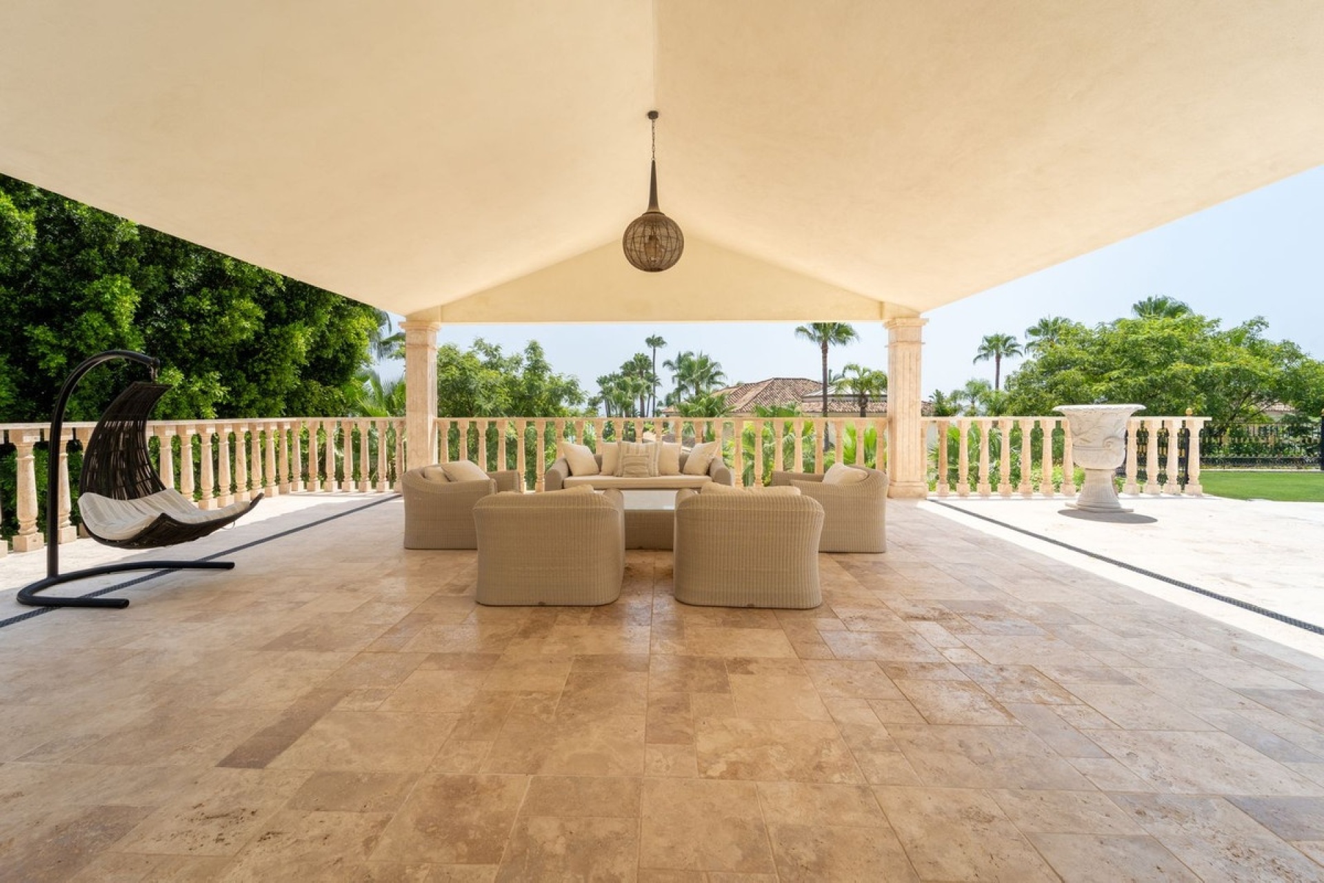 Resale - Villa - Marbella - Sierra Blanca