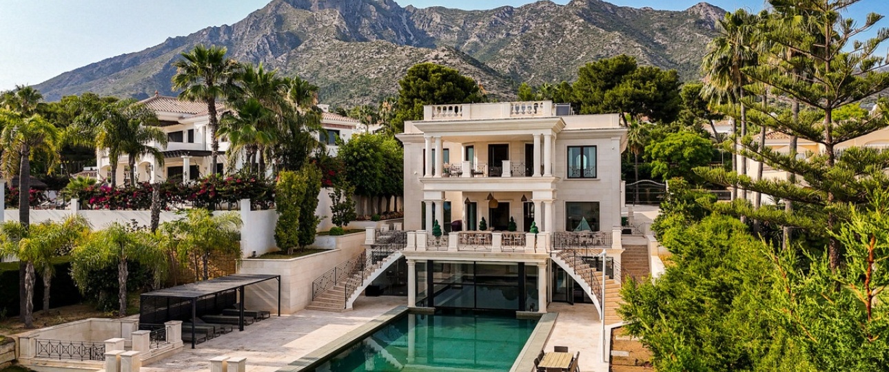 Resale - Villa - Marbella - Sierra Blanca