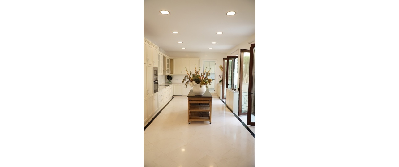 Resale - Villa - Marbella - Sierra Blanca