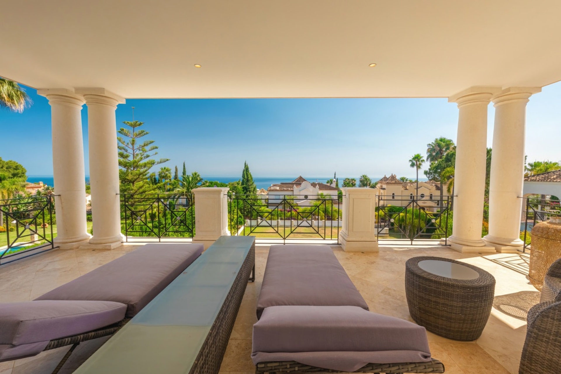Resale - Villa - Marbella - Sierra Blanca