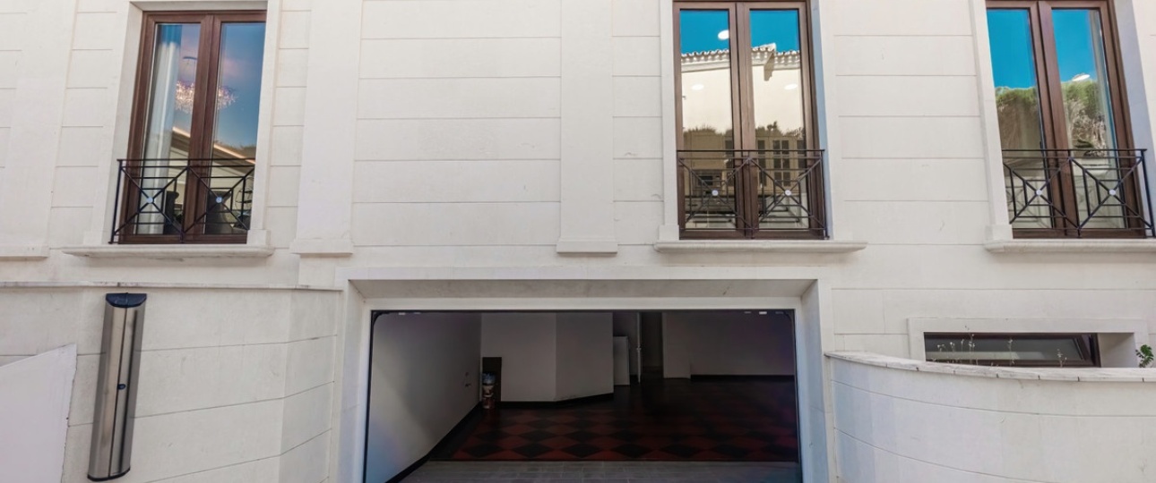 Resale - Villa - Marbella - Sierra Blanca