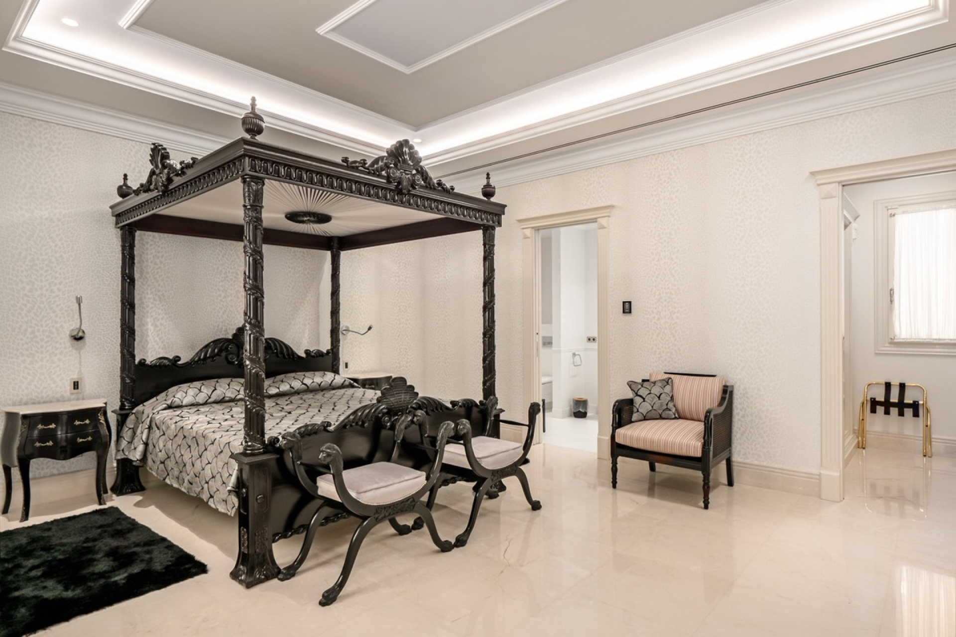 Resale - Villa - Marbella - Sierra Blanca