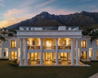Resale - Villa - Marbella - Sierra Blanca