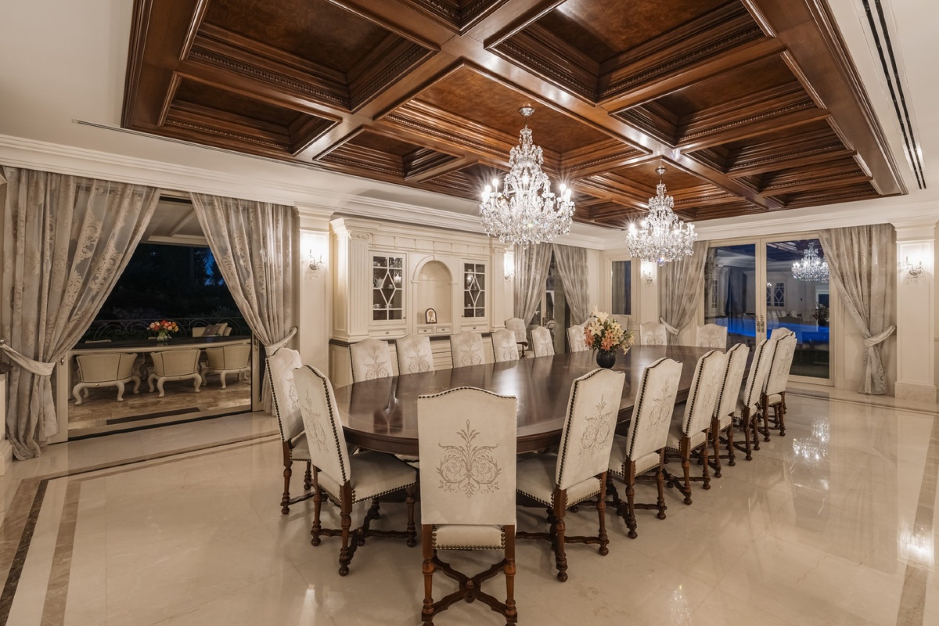 Resale - Villa - Marbella - Sierra Blanca