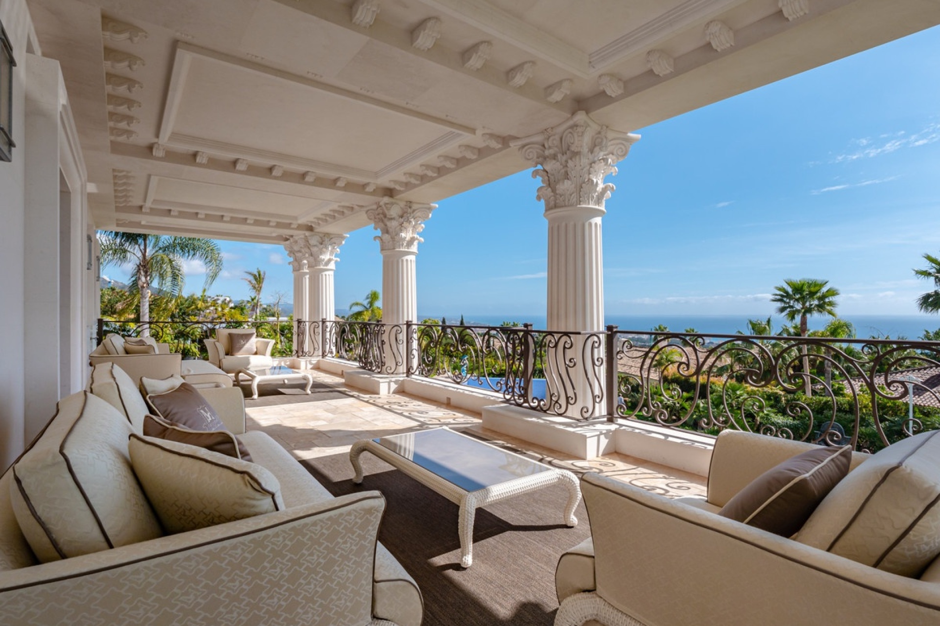 Resale - Villa - Marbella - Sierra Blanca