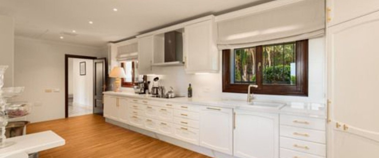 Resale - Villa - Marbella - Sierra Blanca