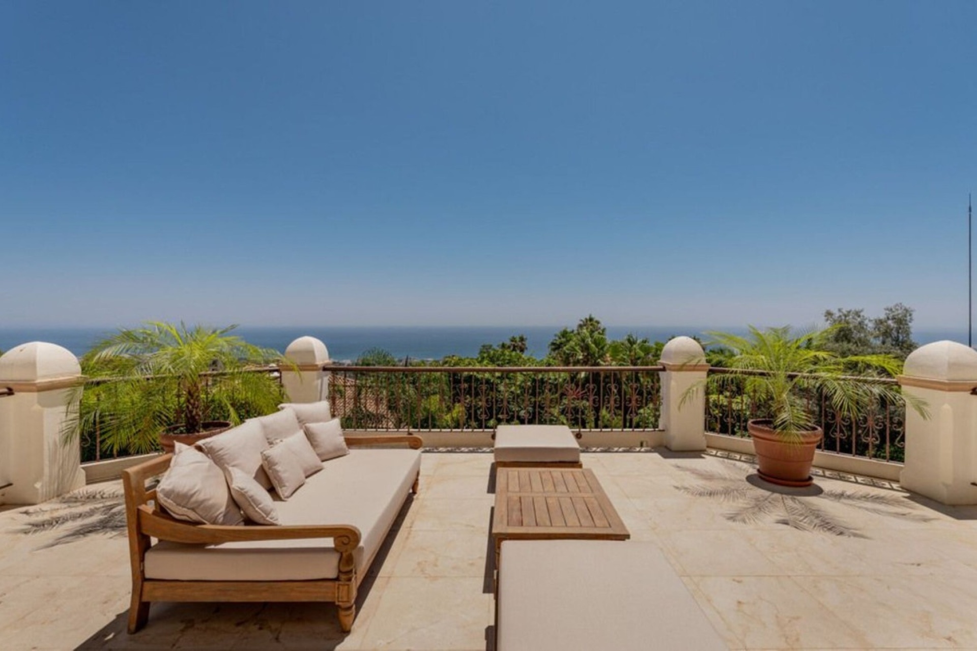 Resale - Villa - Marbella - Sierra Blanca