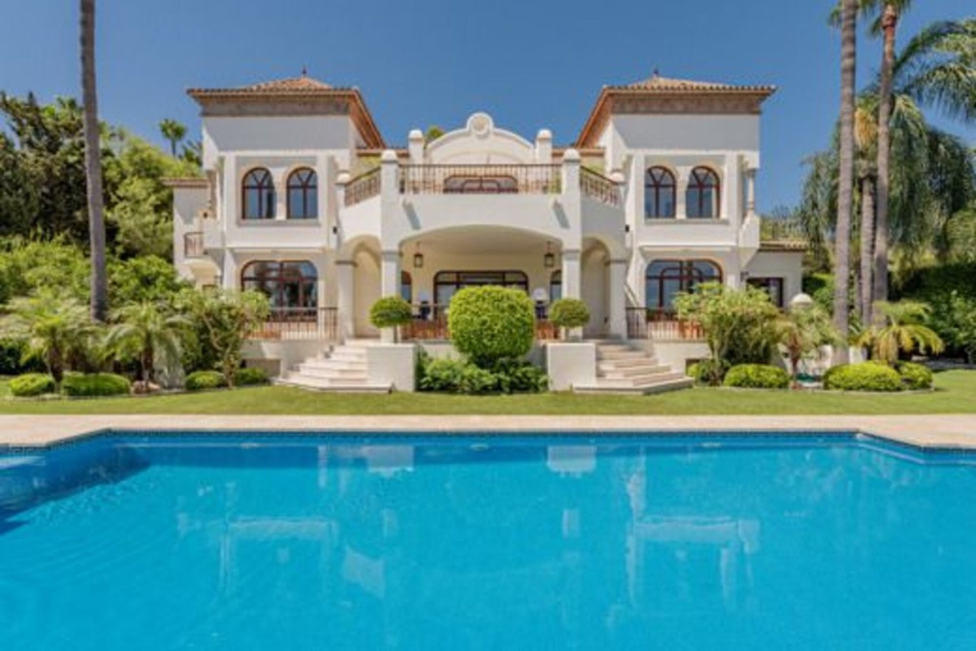 Resale - Villa - Marbella - Sierra Blanca