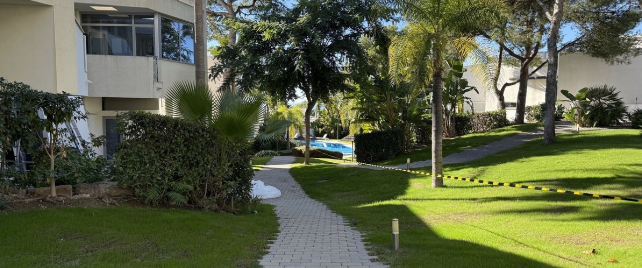 Resale - Villa - Marbella - Sierra Blanca