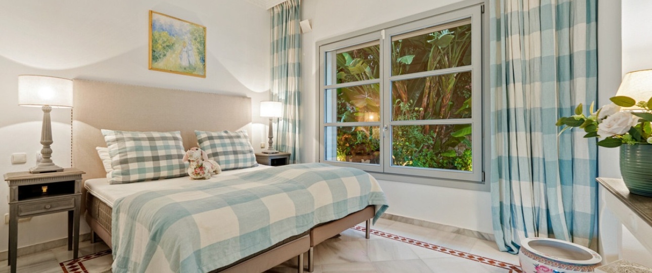 Resale - Villa - Marbella - Sierra Blanca