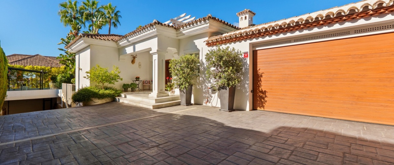 Resale - Villa - Marbella - Sierra Blanca