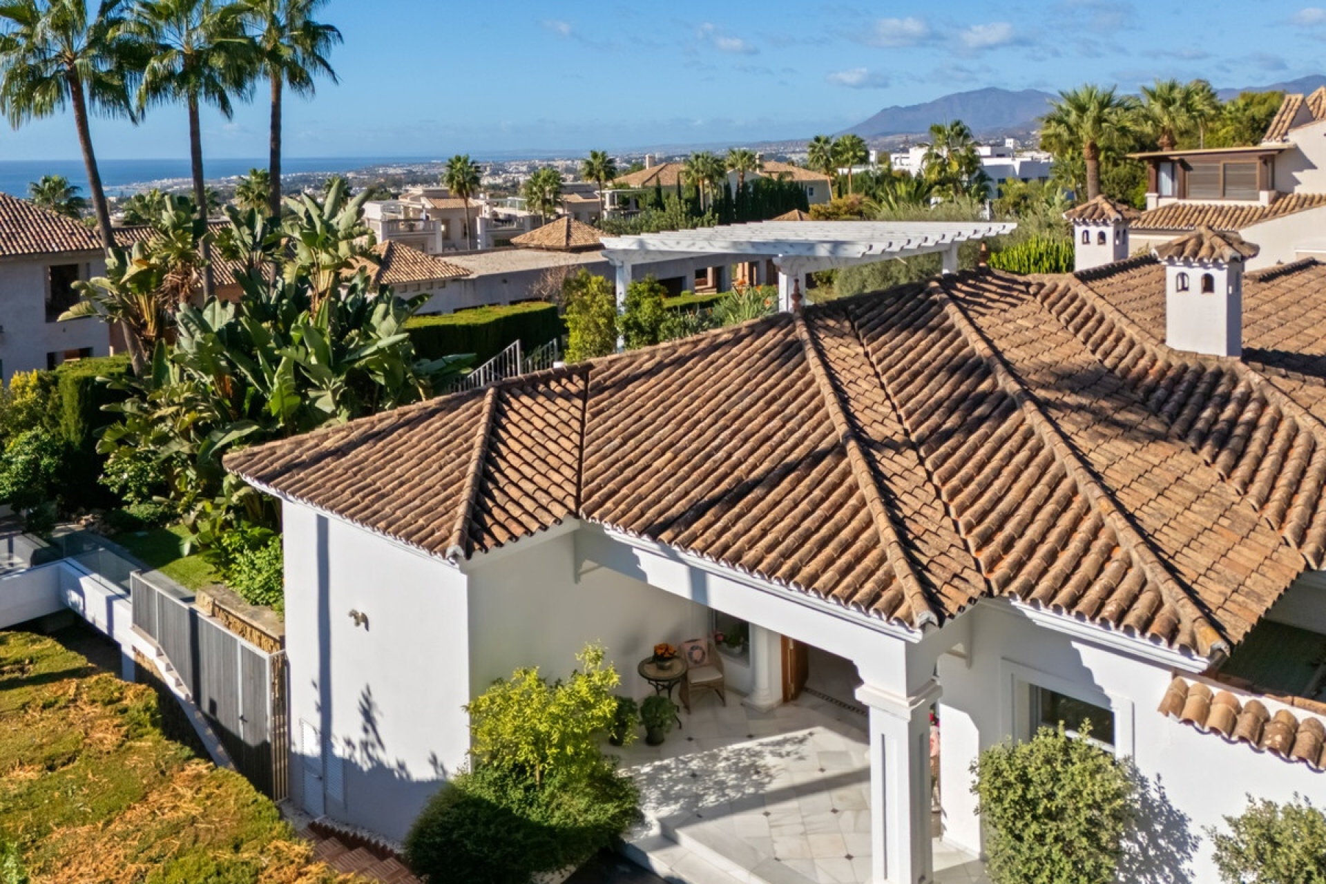 Resale - Villa - Marbella - Sierra Blanca