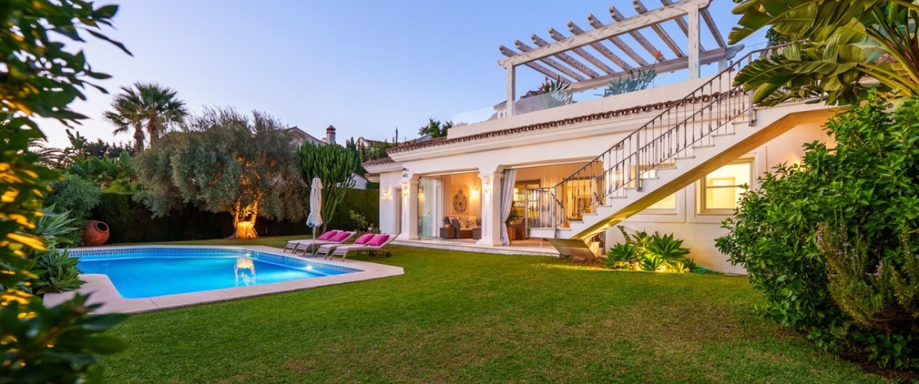 Resale - Villa - Marbella - Sierra Blanca